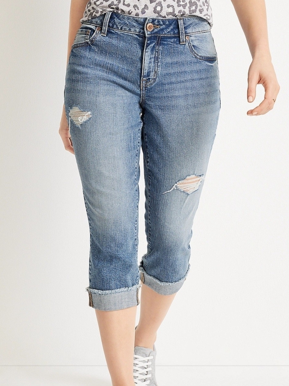 M Jeans By Maurices Curvy High-Rise Distressed Ripped Capri Jeans Size 16